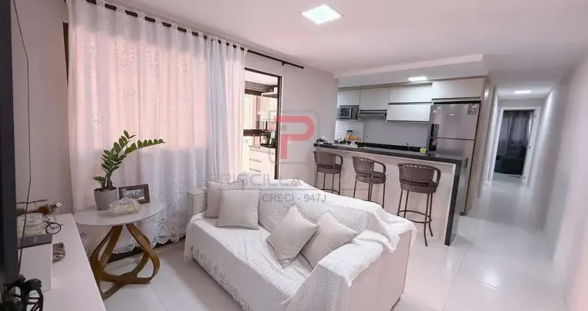 Apartamento a 50M DO MAR – TODO PROJETADO E MOBILIADO!
