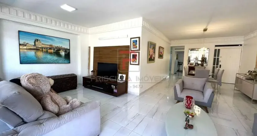 Apartamento de 162m² com 3 suítes no bairro de Intermares
