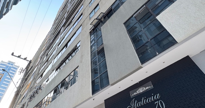 Apartamento à venda Quadra do mar - Balneário Camboriú