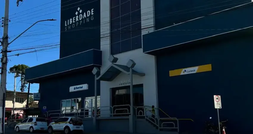 Sala comercial à venda na Avenida Liberdade, 2282, Santa Isabel, Viamão