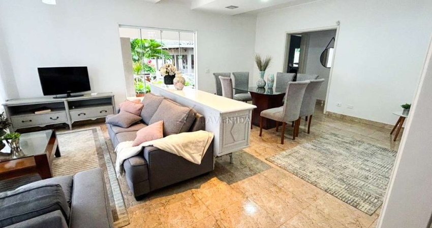 Casa com 4 quartos à venda na Mario Cecarelli, --, Parque Residencial Alcântara, Londrina