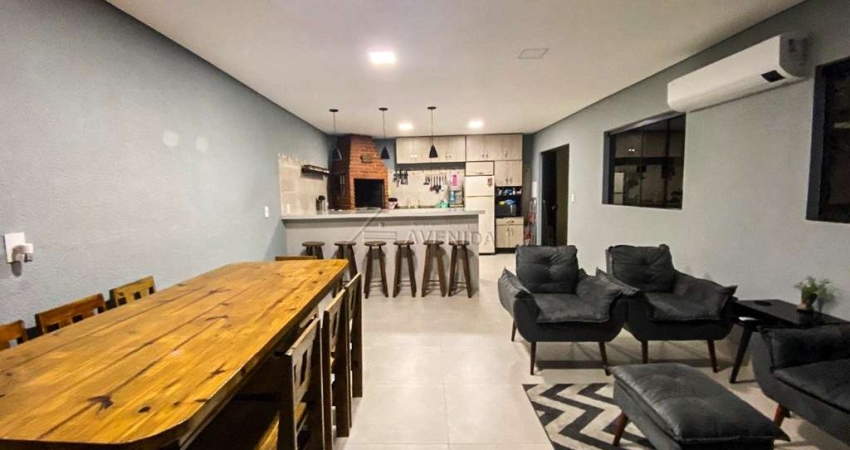 Casa com 4 quartos para alugar na Avenida Alziro Zarur, --, San Conrado, Londrina