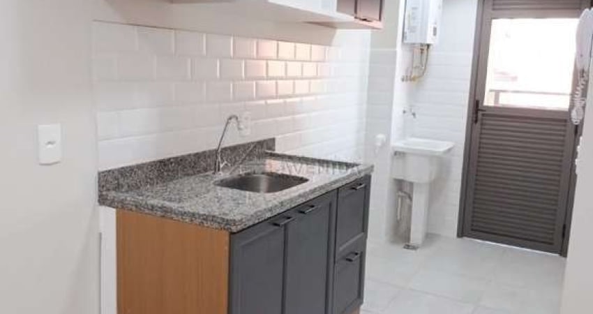Apartamento com 3 quartos para alugar na Avenida Martiniano do Valle Filho, --, Centro, Londrina