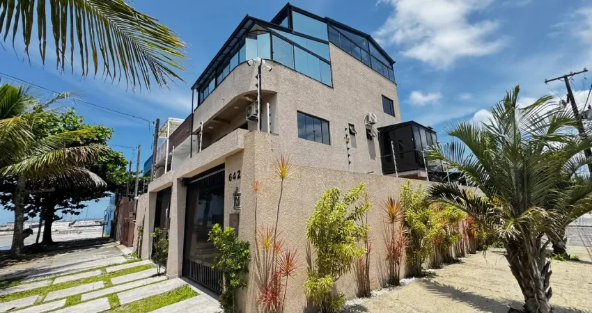 Sobrado Triplex, vistamar, 03 suítes, SPA 5 lugares, piscina aquecida.