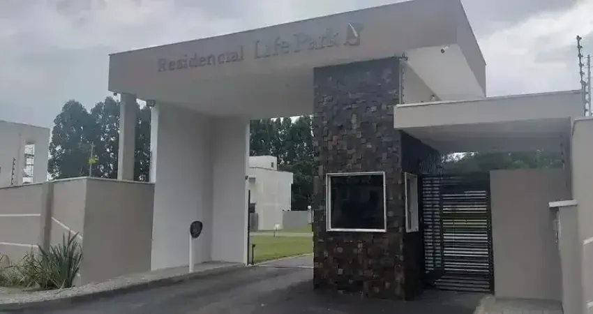 Lote 18 disponível para venda no condomínio Life Park