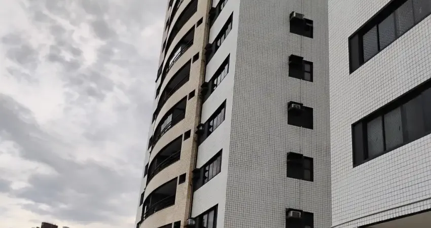 Lindo Apartamento no Aleixo Cond. Palácio das Artes