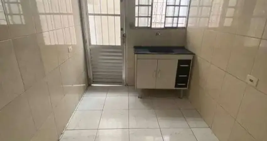 Casa com 1 quarto para alugar na Rua Vicente Franco Tolentino, 103, Parque Santa Madalena, São Paulo