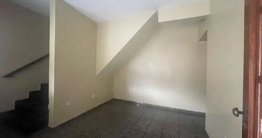 Casa - Sobrado Padrão, para Aluguel em São Paulo/SP