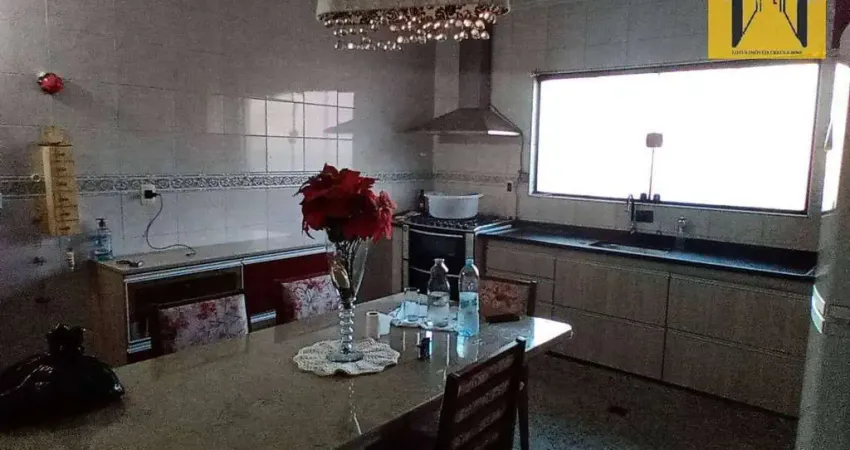 Casa com 3 quartos à venda na Vila Alpina, São Paulo 