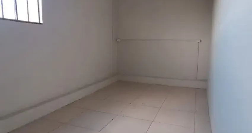 Sala comercial com 1 sala para alugar na Estrada da Ribeira, 39, Guaraituba, Colombo