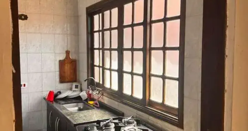 Casa com 3 dormitorios próximo a cachoeira do sertao da quina em ubatuba-sp