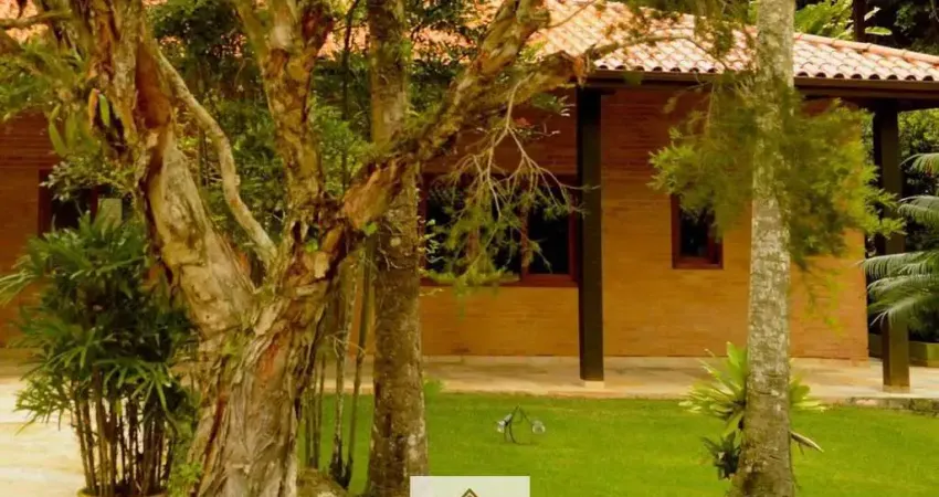 Belíssima casa de condomínio,na praia da lagoinha em ubatuba-sp