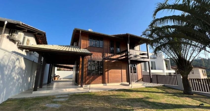 Casa com 3 quartos à venda na Evandro Schneider, 76, Santa Terezinha, Gaspar