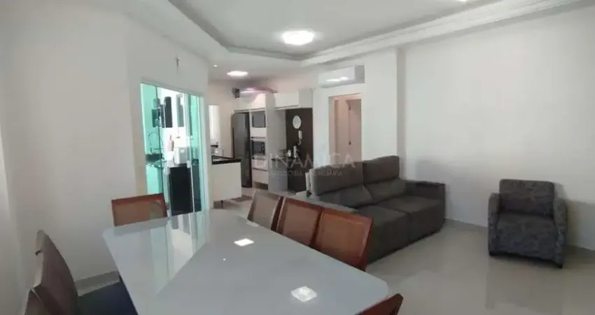 Apartamento com 3 quartos à venda na Rua 256, 330, Meia Praia, Itapema