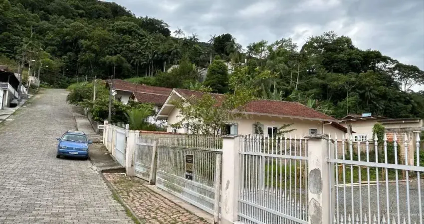 Terreno à venda na Rua Euclides Antônio de Souza, 222, Progresso, Blumenau