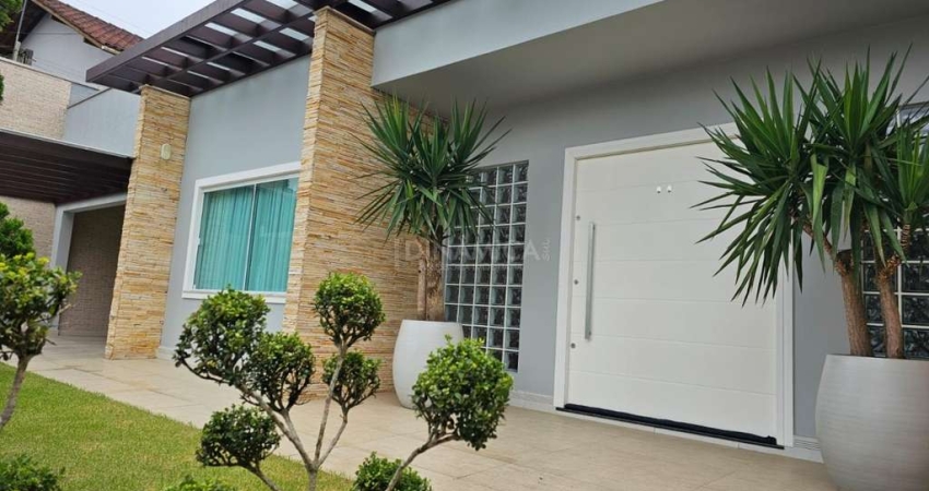 Casa com 3 quartos à venda na Rua Andrino Fermino Serpa, 183, Vorstadt, Blumenau