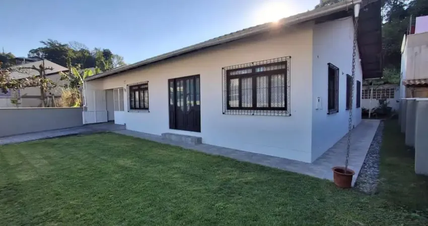 Casa com 3 quartos à venda na Rua Benjamin Constante Margarida, 96, Água Verde, Blumenau