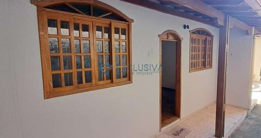 Casa para Locação em Belo Horizonte, Santa Amélia, 2 dormitórios, 1 banheiro, 1 vaga