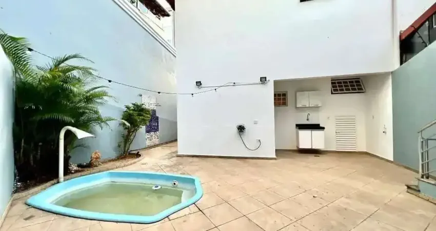 Casa Geminada para Venda em Belo Horizonte, Itapoã, 3 dormitórios, 1 suíte, 2 banheiros, 3 vagas