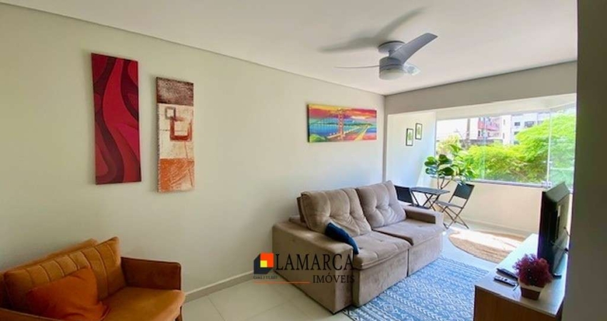 Apto. com 2 dts. no Guaruja a venda