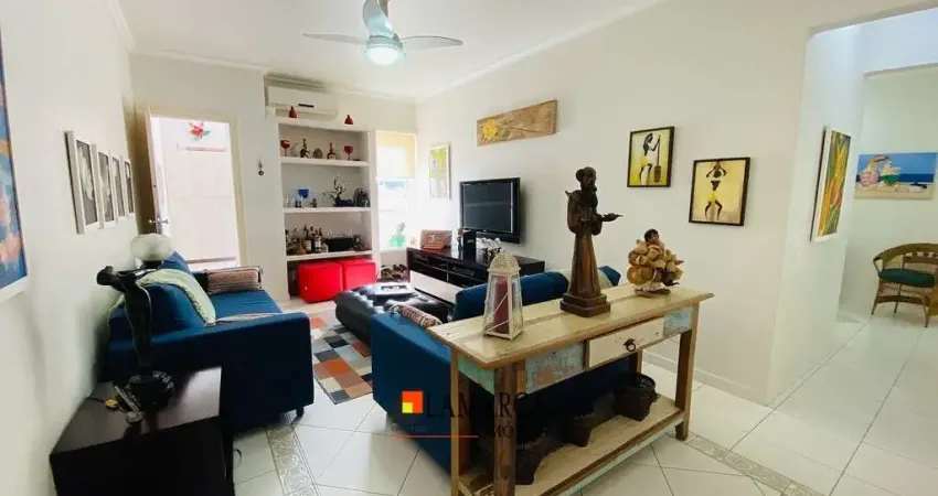 Cobertura a venda com 3 dts. em Guaruja