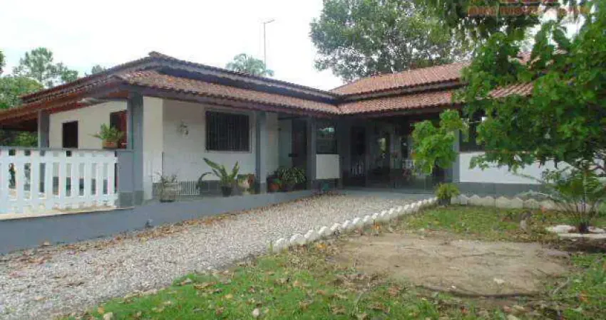 Chácara com 3 dormitórios à venda, 4000 m² por r$ 800.000,00 - chacaras tamoio - peruíbe/sp