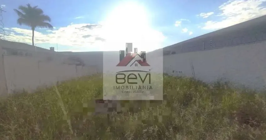 Terreno excelente topologia com 550m² no bairro Chácara Nazaré