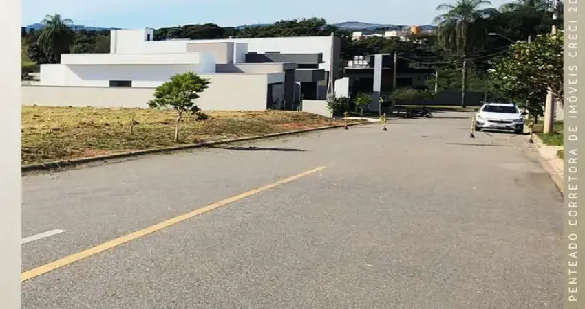 Terreno em Condomínio para Venda em São João da Boa Vista, Residencial das Macaubeiras
