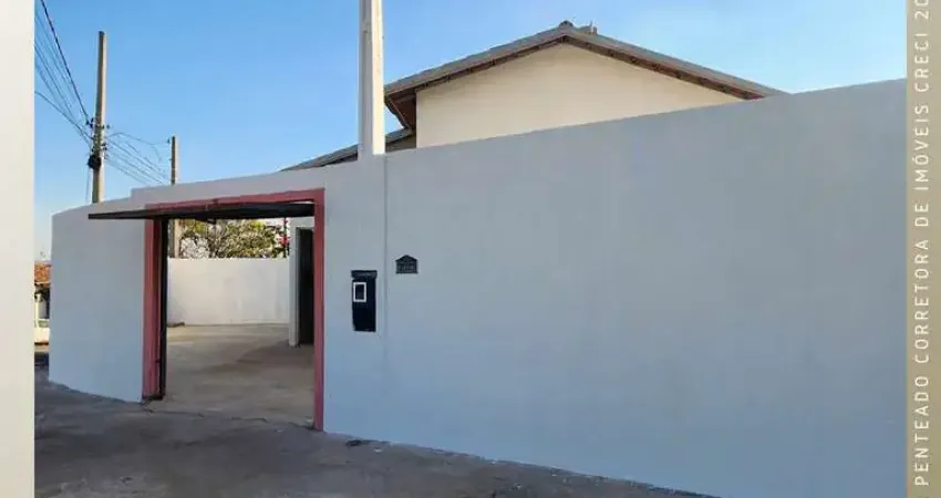 Casa para Venda em São João da Boa Vista, Parque dos Resedás, 2 dormitórios, 1 banheiro, 4 vagas