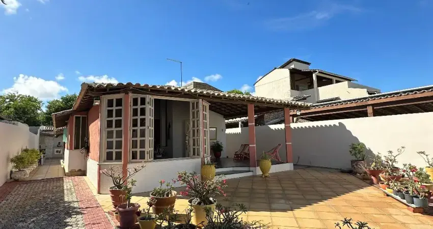 Casa em condomínio fechado com 3 quartos à venda no Stella Maris, Salvador 