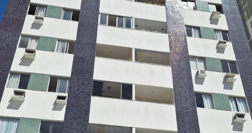 Apartamento com 3 quartos à venda na Rua Edístio Pondé, Stiep, Salvador