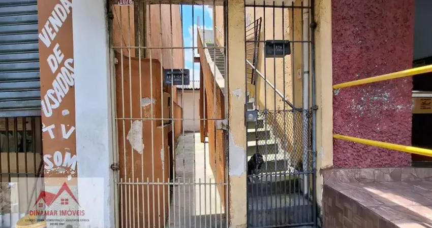 Casa com 1 quarto para alugar na Avenida Brasília, 1078, Campanário, Diadema