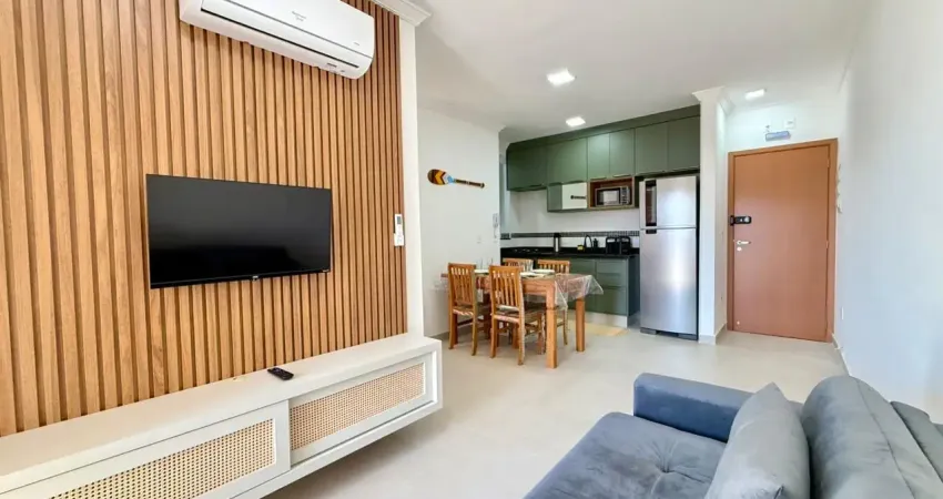 Apartamento à venda com 2 quartos e todo decorado na praia das toninhas em ubatuba