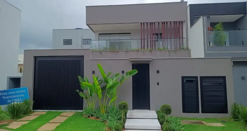 VENDO LINDA CASA CONTEMPORÂNEA LEGALIZADA, EM VARGEM PEQUENA COM 4 SUÍTES, 1 SUÍTE NO TERREO EM COND. CLUBE !