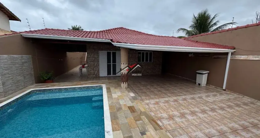Belíssima Casa Térrea com Piscina à Venda em Peruíbe – R$ 570.000,00