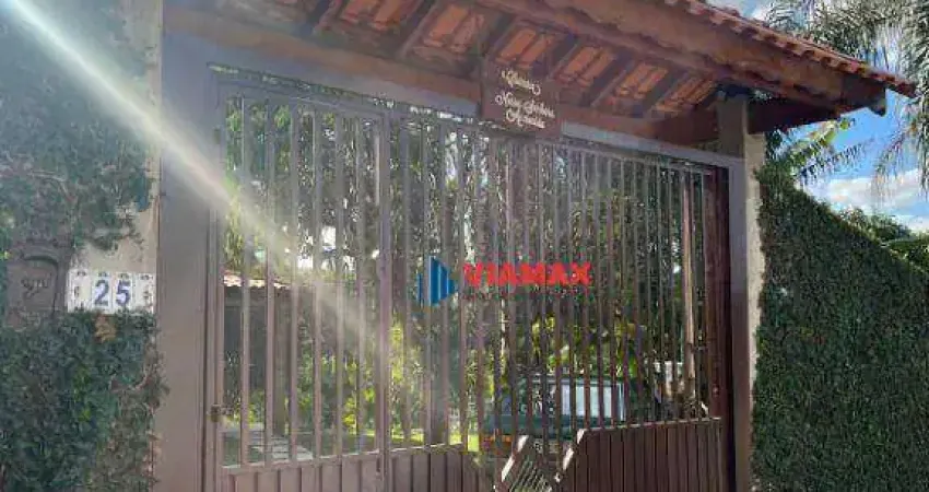 Chácara com 3 dormitórios à venda, 2100 m² por R$ 750.000 - Jardim Santa Hermínia - São José dos Campos/SP