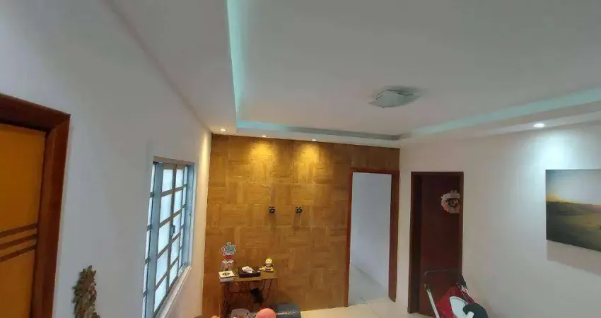 Casa com 5 dormitórios à venda, 250 m² por R$ 570.000,00 - Santana - São José dos Campos/SP