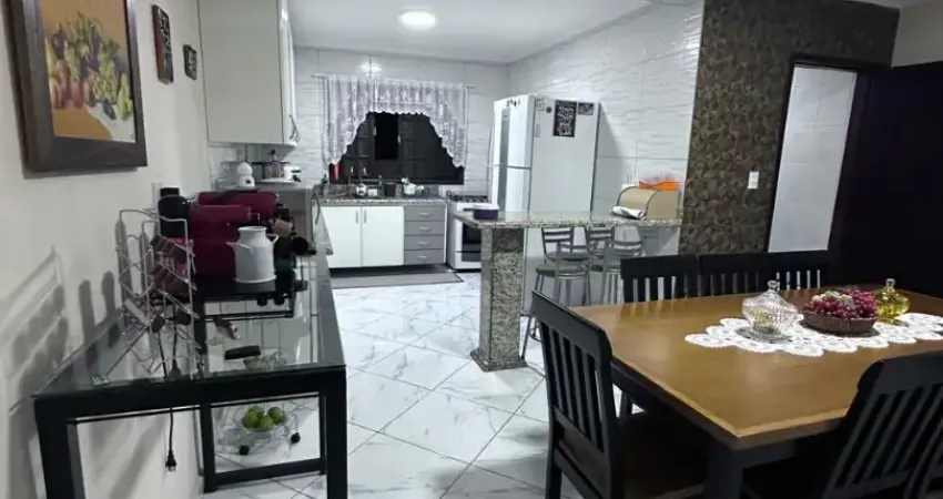 Casa a venda possui 4 quartos 1 suíte - 4 vagas - em parque oratório - santo andré - sp