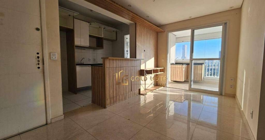 Apartamento com 2 dormitórios à venda, 64 m² por R$ 699.000 - Tatuapé