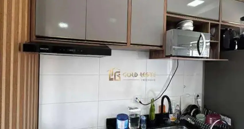 Apartamento com 42m², 2 dormitórios, 1 banheiro reformado   à Venda em Guaianases