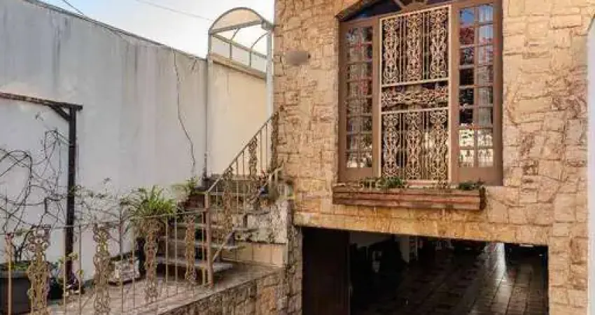 Sobrado com 3 dormitórios à venda, 240 m² por R$ 900.000 - Vila Formosa