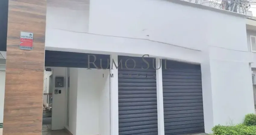 Casa comercial com 4 salas para alugar na Rua São Benedito, 1925, Alto da Boa Vista, São Paulo