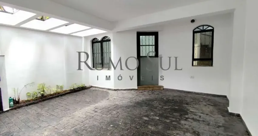 Casa com 3 quartos para alugar na Rua São Benedito, 1873, Alto da Boa Vista, São Paulo