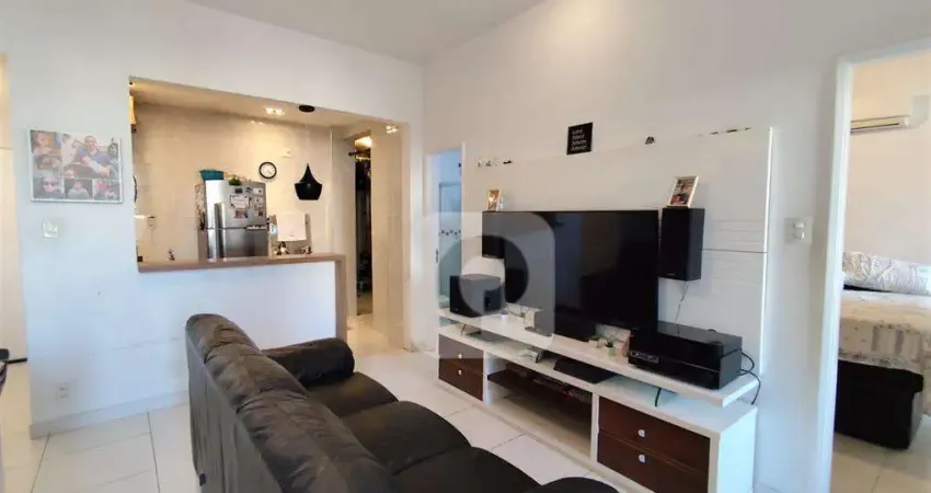 Apartamento de dois quartos com 80 m2, e vaga escriturada na Uruguai, próximo metrô!