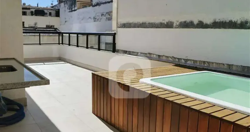 Descubra seu refúgio na Tijuca: Cobertura Duplex com Piscina em Rua Charmosa!