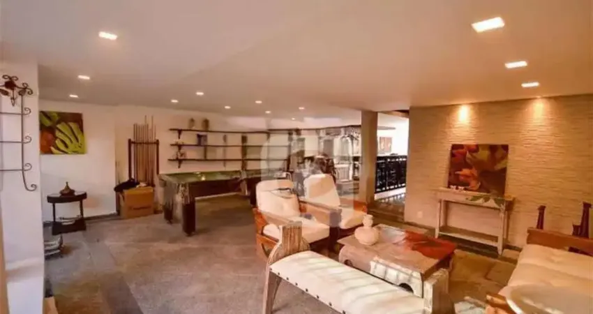 Encante-se com este Triplex Exclusivo no Coração da Tijuca!