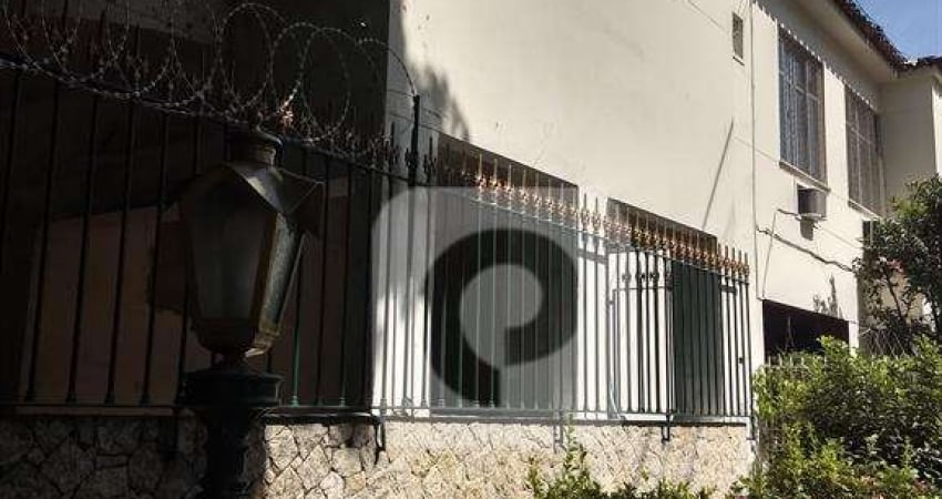 CASA ANTIGA DE 125M² PARA REFORMA OU RESTAURAÇÃO EM RUA HISTÓRICA DA TIJUCA