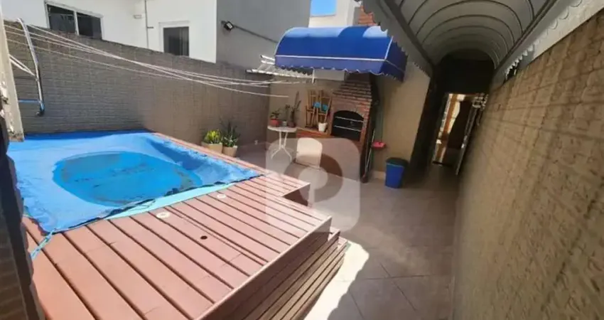 Casa Triplex Completa na Tijuca com Piscina e Churrasqueira!