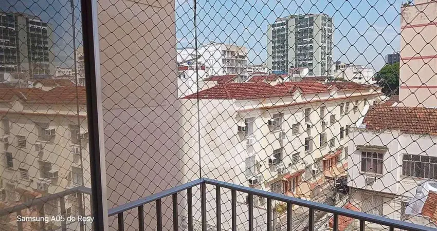 Excelente 2 quartos com varanda e vaga  à 5 minutos da estação do metrô  saens peña.