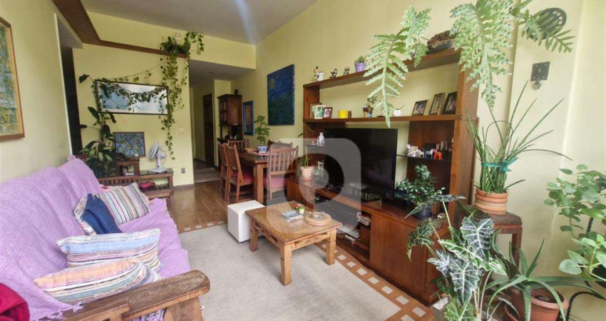 Imóvel com 3 quartos e vaga, bairro Laranjeiras.